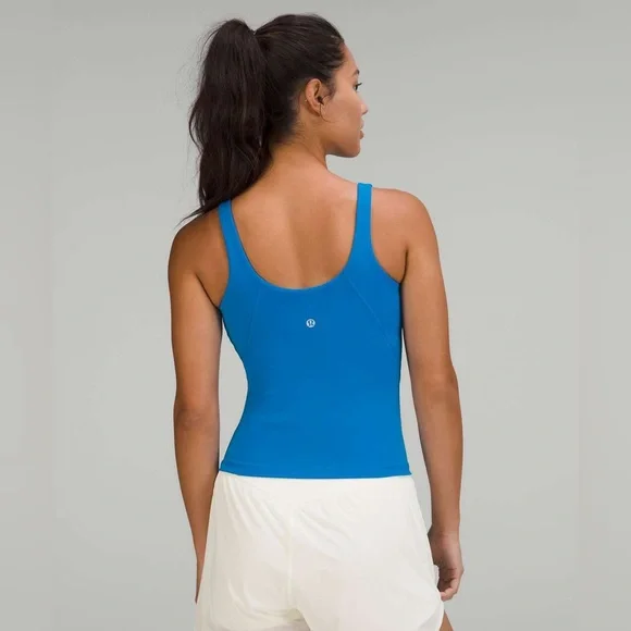 Lululemon Align Waist-Length Tank Top
Poolside bright kobalt blue shelf bra - Picture 5 of 11